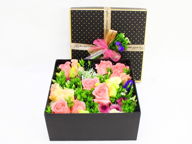 Order Flowers in Box - Box Flower 3 - L09601 Photo